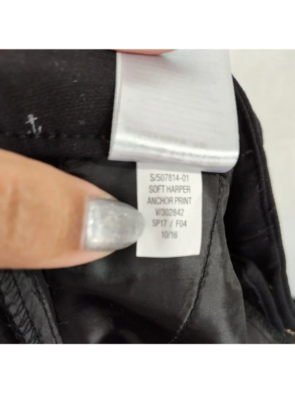 Old Navy Black Harper Mid-Rise Pants Ankle Crop Women Size 4 Nautical Anchor - Picture 9 of 9